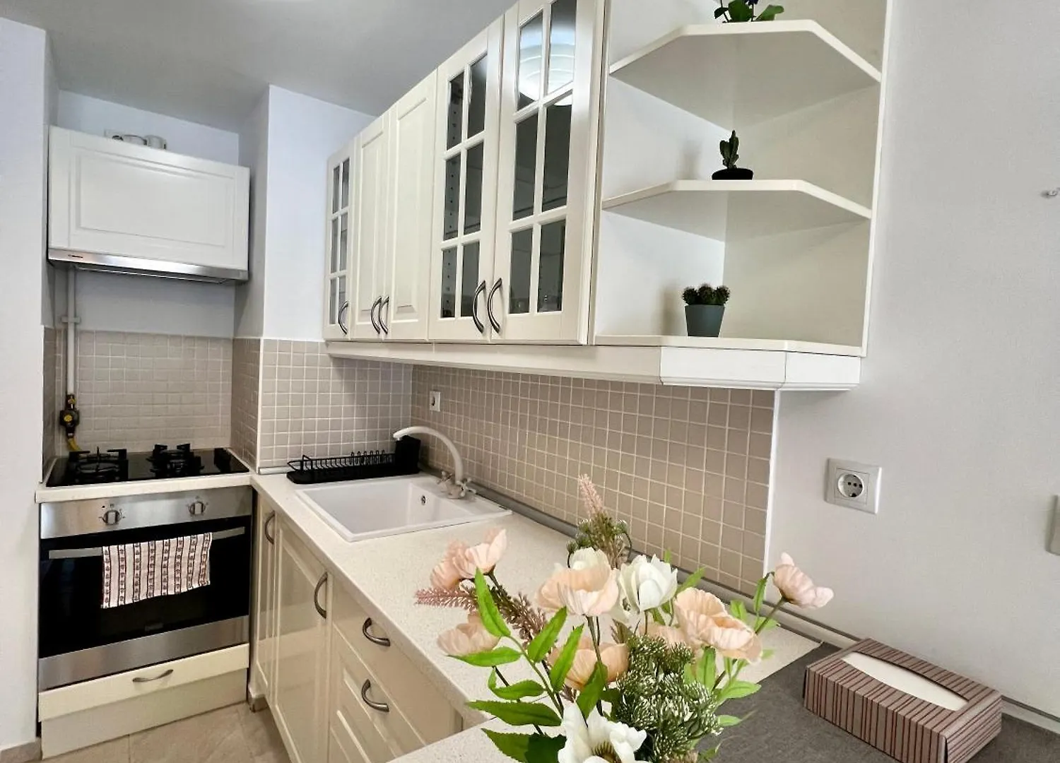 Blossom Nest - 1Br Apartment With Terrace And Underground Parking Bucharest