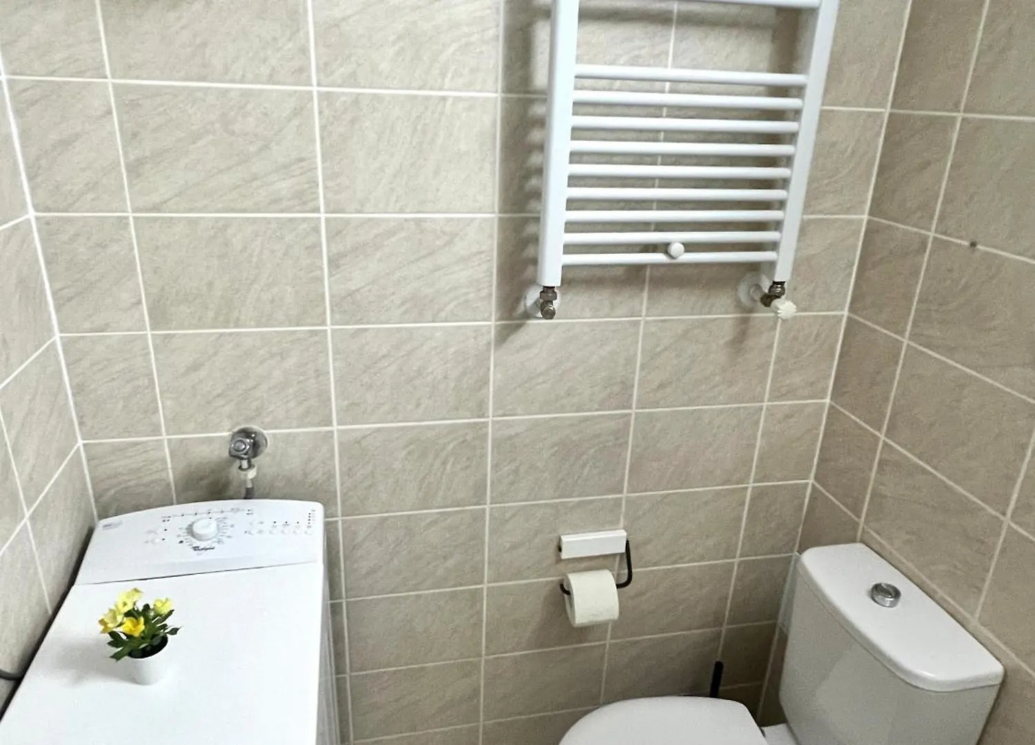 Blossom Nest - 1Br Apartment With Terrace And Underground Parking Bucharest 0*,  Romania