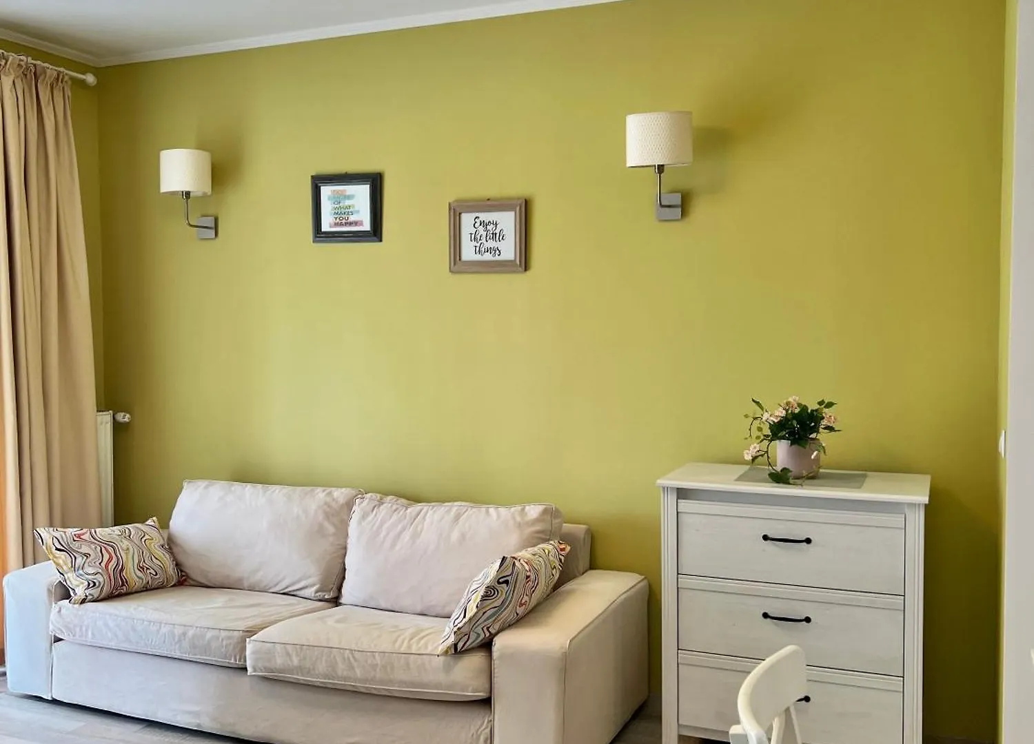 Blossom Nest - 1Br Apartment With Terrace And Underground Parking Bucharest Romania