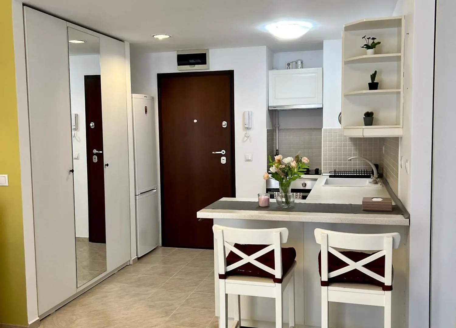 Blossom Nest - 1Br Apartment With Terrace And Underground Parking Bucharest Romania
