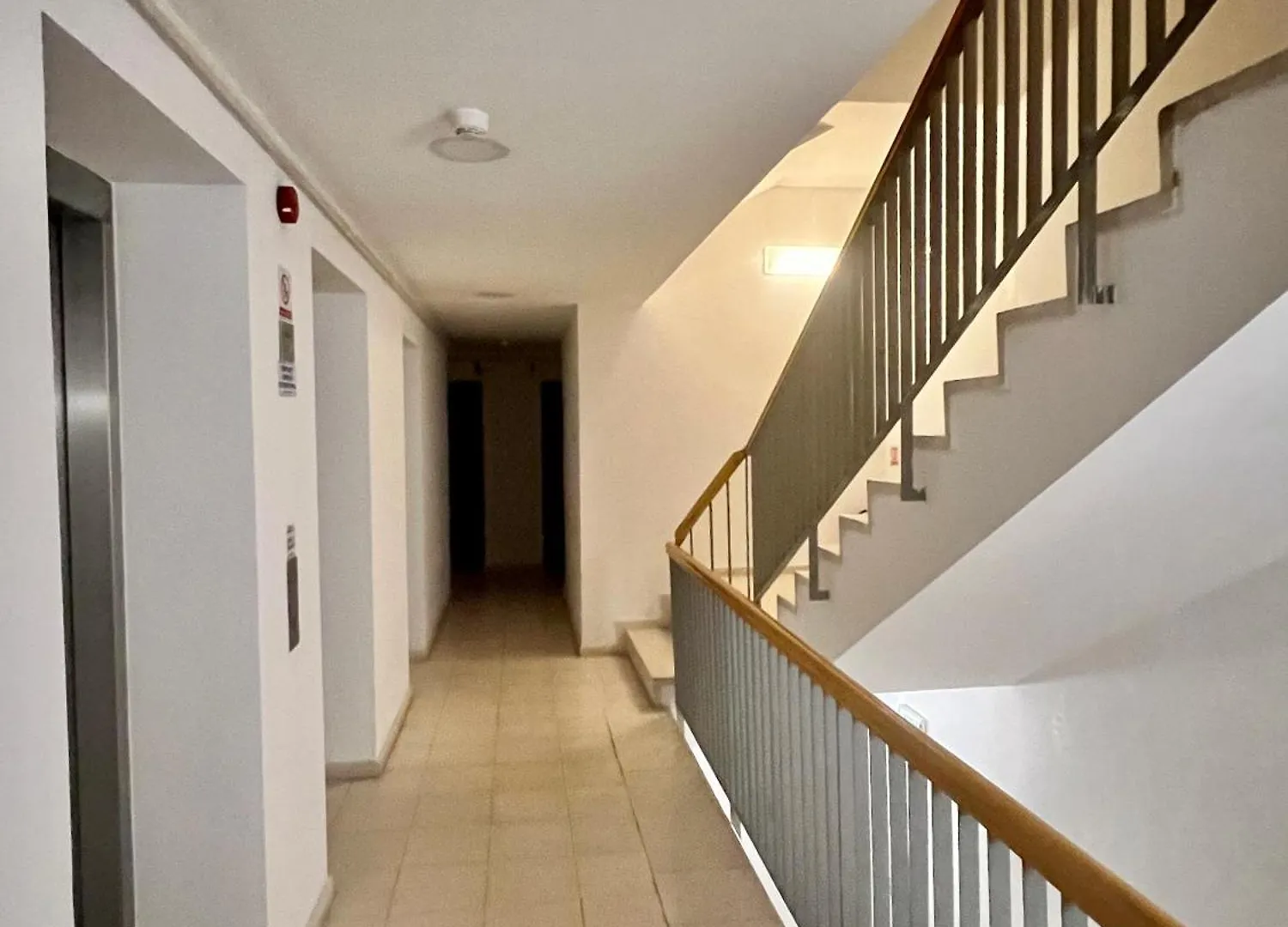 Blossom Nest - 1Br Apartment With Terrace And Underground Parking Bucharest 0*,